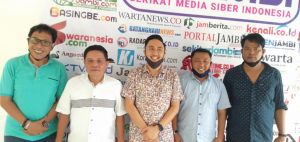 Fikar-Yos Silaturahmi dengan Pengurus SMSI Provinsi Jambi