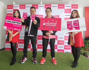Apresiasi Pelanggan Setia, Smartfren Beri Cashback 100% Isi Ulang Pulsa