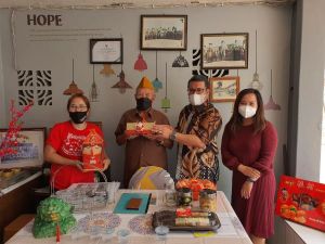 Merdeka di Pintu Imlek