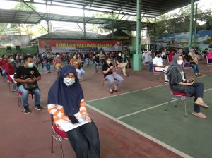 Vaksinasi di Makorem 042/Gapu Diserbu Masyarakat