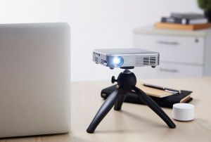 Proyektor Nirkabel Mini Canon MP250 untuk Kebutuhan Pekerjaan dan Hiburan di Mana pun