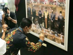 Pameran Foto Jurnalistik, SAH Ajak Masyarakat Bersatu Atasi Kritis Akibat Pandemi
