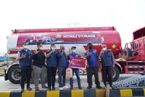 Direktur Logistik & Infrastruktur Pertamina Tinjau Satgas Natal 2021 dan Tahun Baru 2022