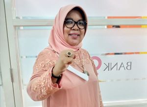 Direktur Kepatuhan Bank Jambi Masuk Top 100 Most Outstanding Women 2022