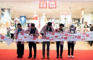 Resmi Dibuka Hari Ini, Masyarakat Jambi Antusias Sambut Toko Pertama UNIQLO di Jambi