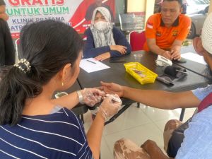 Brimob Jambi Gelar Jumat Berkah Pemeriksaan Kesehatan Gratis