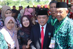 Gubernur Jambi Terima Penghargaan Satyalancana Wira Karya