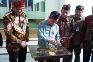Gubernur Jambi Resmikan Studio Multipurpose LPP RRI Jambi