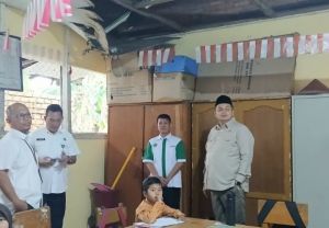 Kemas Faried Tinjau Kondisi Sarpras SDN 96 Kota Baru, Instruksikan Perbaikan Darurat