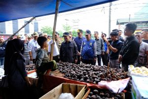 Wagub Optimis Program Karya Bakti Gerakan Jum’at Bersih Tingkatkan Kepedulian Masyarakat