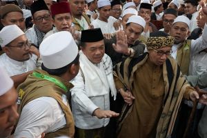 Ikuti Tabligh Akbar Buya Yahya, Gubernur Banyak Dapat Pesan Inspiratif