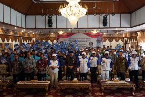 Sekda Lepas Atlet Korpri Provinsi Jambi Ikuti Pornas XVII Korpri 2025 di Sumsel