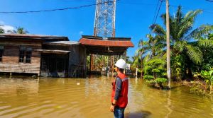 Indosat Berikan Paket Khusus Bencana Bagi Pelanggan Terdampak Banjir di Sumatra