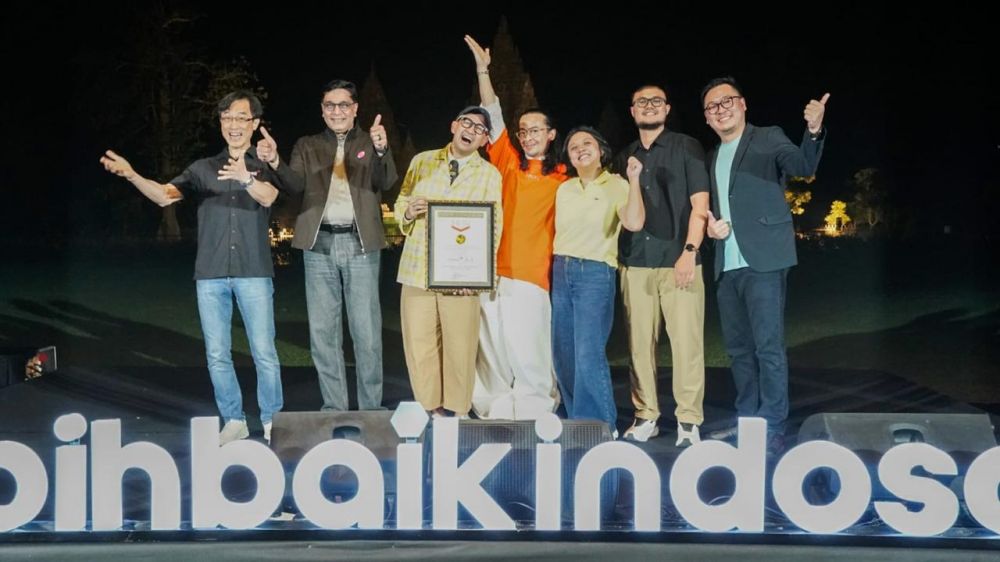 11 Jam Live TikTok Tanpa Putus Bareng Indosat, Dave Hendrik – Iwet Ramadhan Pecahkan Rekor MURI