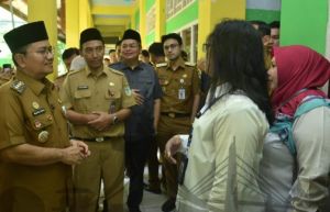 Wali Kota Maulana Tinjau Pelaksanaan Tes Kemampuan Akademik Siswa SMP