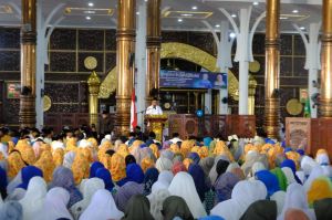 Wagub Ajak Perkuat Ukhuwah dan Sinergi Umat dalam Tabligh Akbar Pemprov Jambi Bersama BKMT