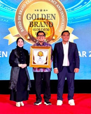 JNE Raih Penghargaan Golden Brand of The Year dan Digital Popular Brand Award 2026