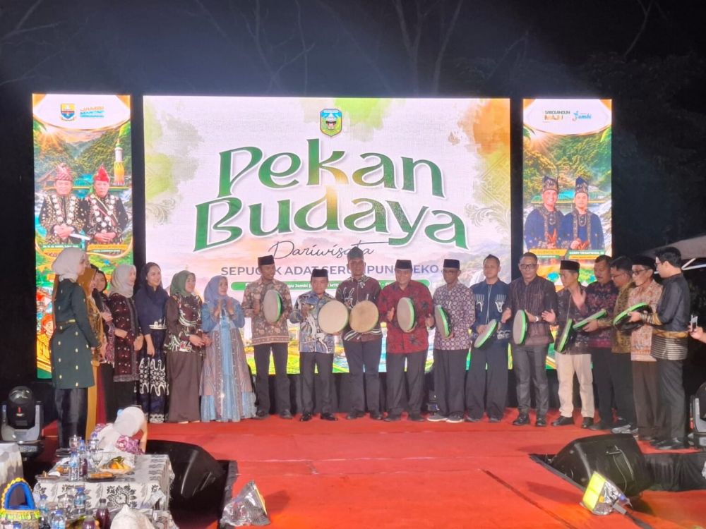 Gubernur Al Haris Buka Pekan Seni Budaya Perdana Sarolangun, Dorong Pariwisata dan UMKM