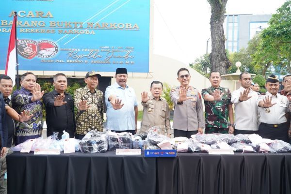 Gubernur Al Haris: Tidak Boleh Ada Ruang untuk Narkoba di Jambi
