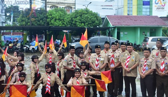 Lantik Pramuka Garuda, Wali Kota Jambi Tekankan Pembentukan Karakter Yang Kuat dan Berkelanjutan