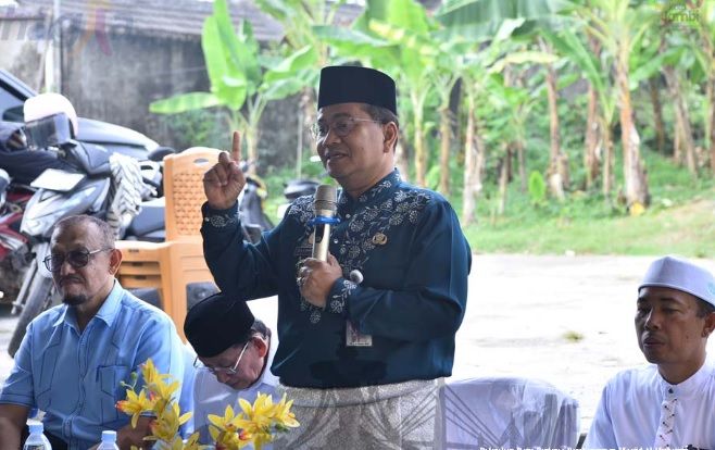 Wali Kota Maulana Lakukan Peletakan Batu Pertama Pembangunan Masjid Al Muhajirin di Mayang Mangurai