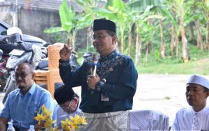 Wali Kota Maulana Lakukan Peletakan Batu Pertama Pembangunan Masjid Al Muhajirin di Mayang Mangurai