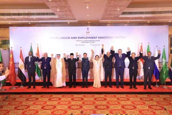 Menaker Yassierli Usulkan BRICS Petakan Kebutuhan Keterampilan Masa Depan