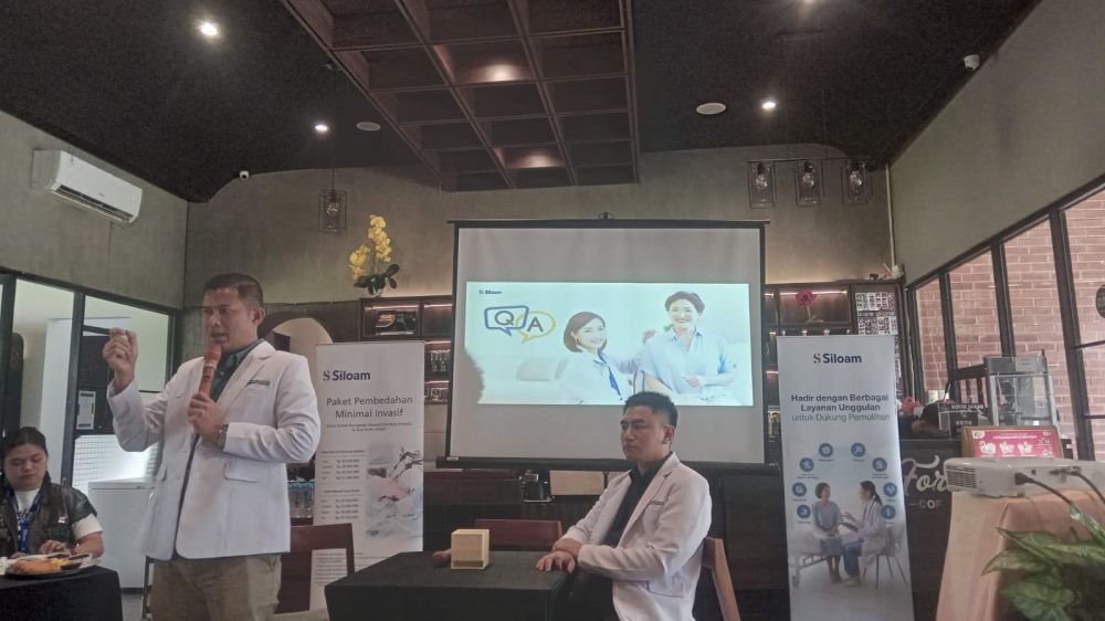 Siloam Hospitals Jambi Edukasi Jurnalis Terkait Tulang Belakang dan Nyeri Perut