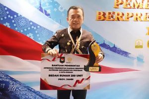 Pemprov Jambi Raih Penghargaan Daerah Berprestasi, Dapat Rp5 M untuk Bedah Rumah